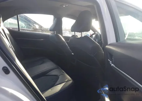 2020 Toyota Camry Se z USA, uszkodzony, nr VIN 4T1G11AK5LU988936